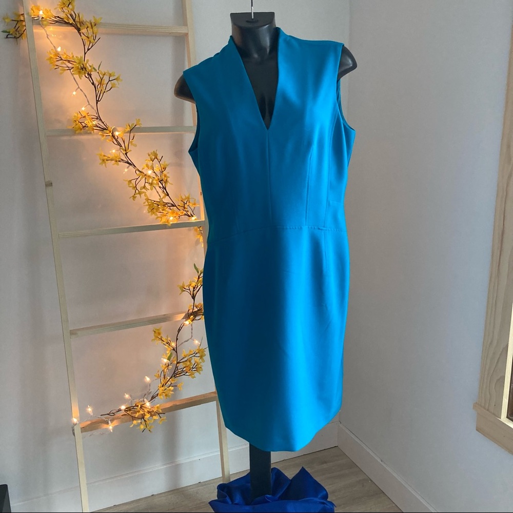 Evan Picone dress, size 14, teal blue.